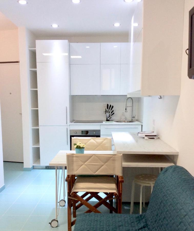 Apartment On The Sea Cagliari Bagian luar foto