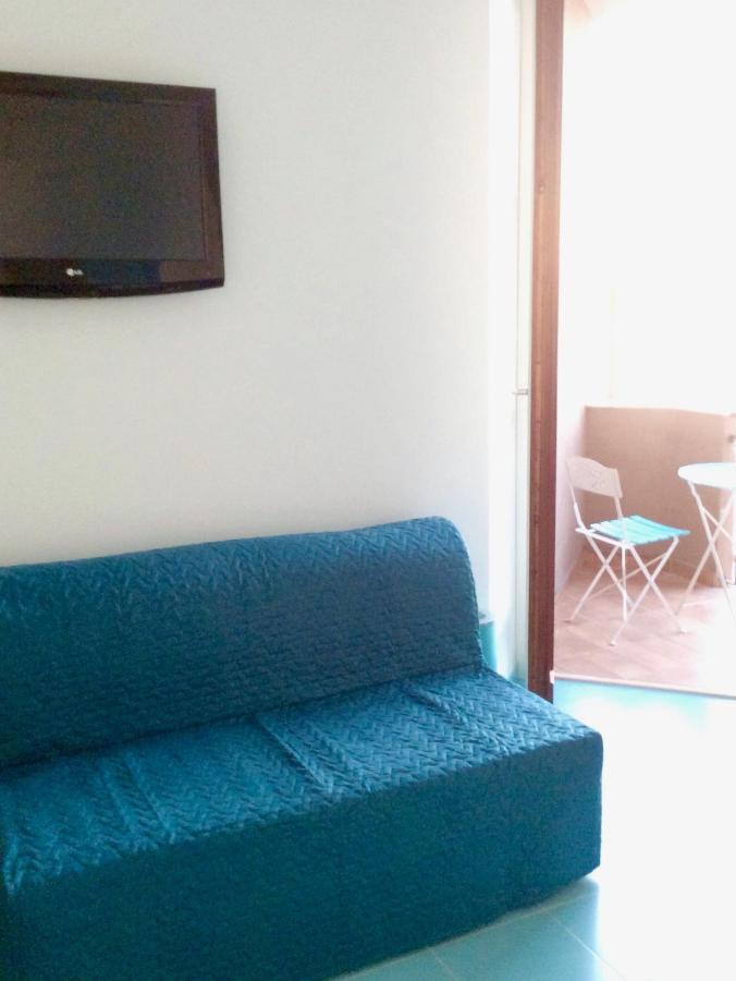 Apartment On The Sea Cagliari Bagian luar foto